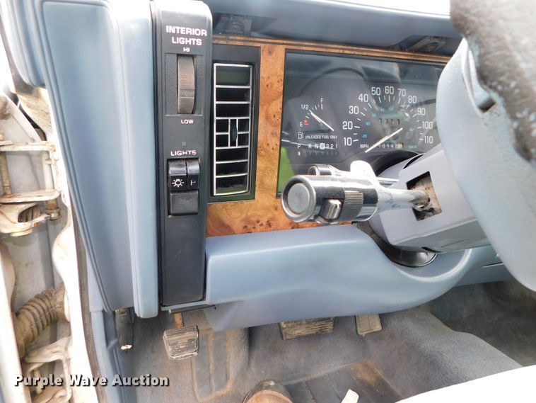 image for item HX9318 1994 Buick Century Special