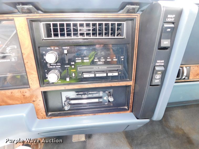 image for item HX9318 1994 Buick Century Special