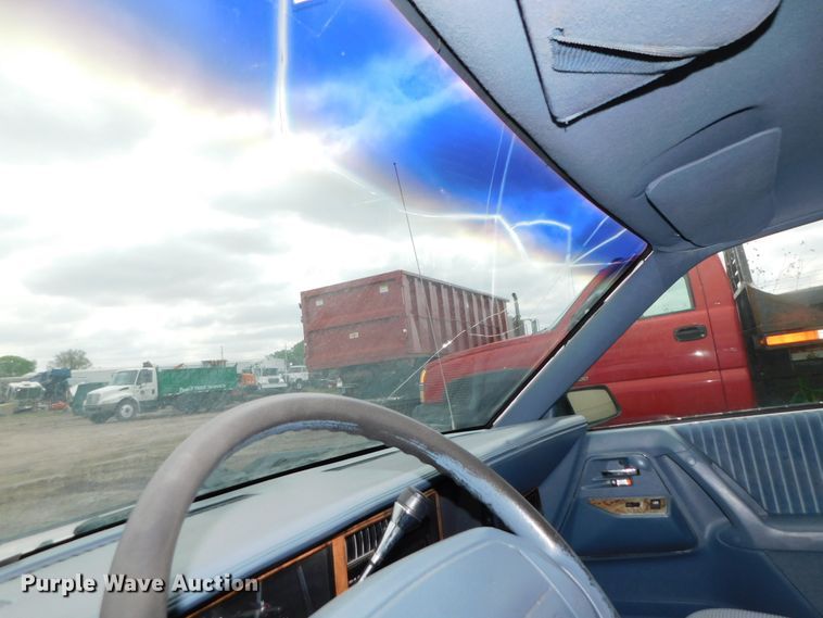 image for item HX9318 1994 Buick Century Special