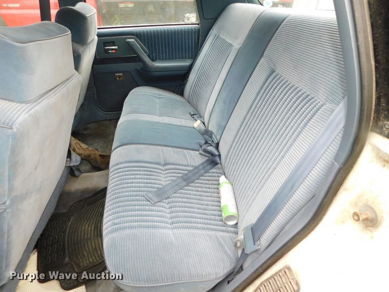 image for item HX9318 1994 Buick Century Special