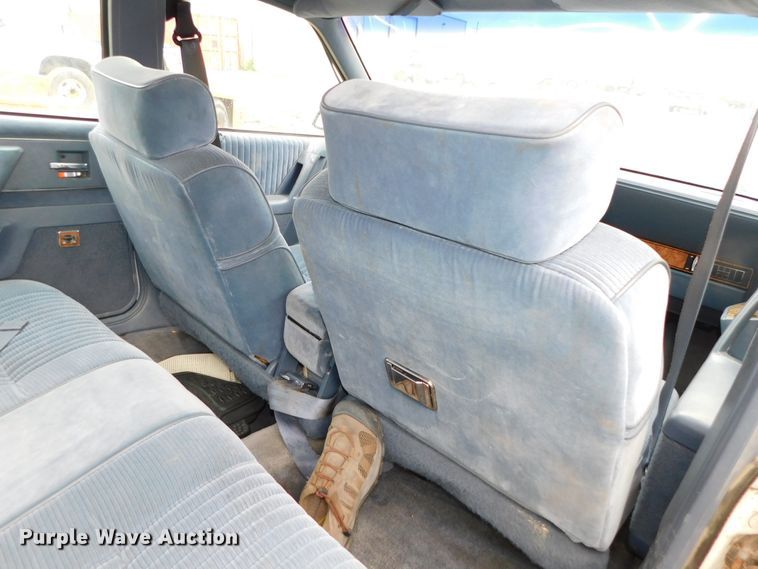 image for item HX9318 1994 Buick Century Special