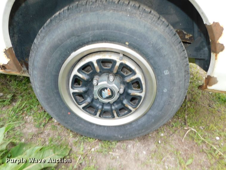 image for item HX9318 1994 Buick Century Special
