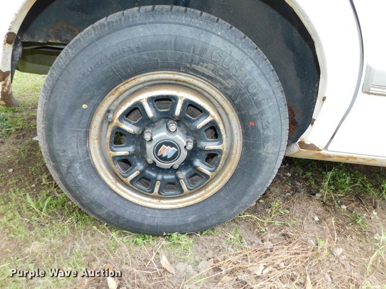 image for item HX9318 1994 Buick Century Special