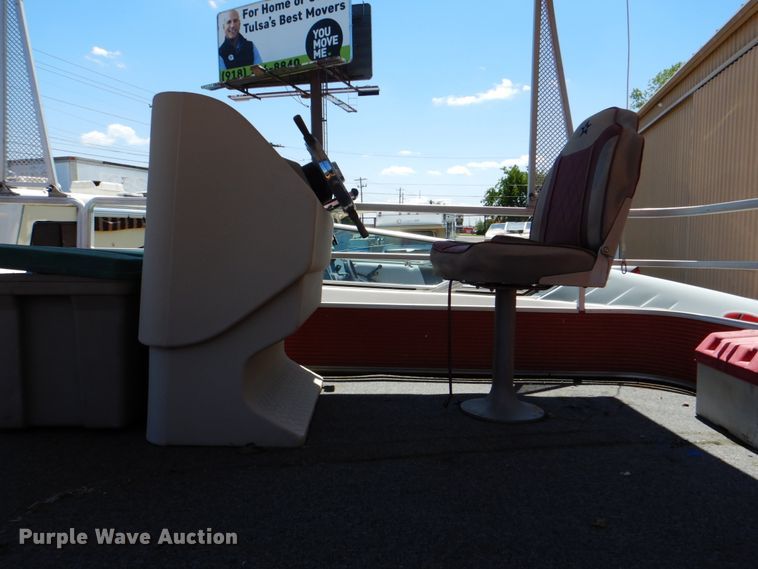 image for item IA9773 Harris FloteBote  pontoon boat