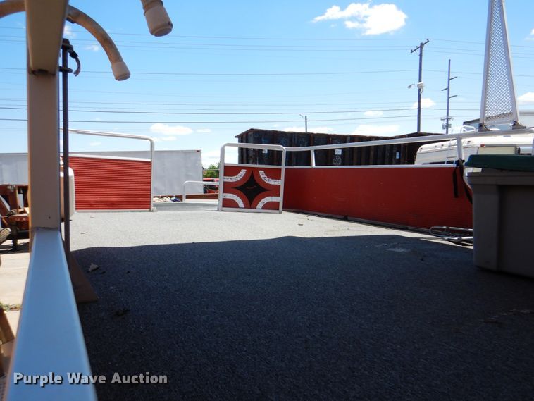 image for item IA9773 Harris FloteBote  pontoon boat