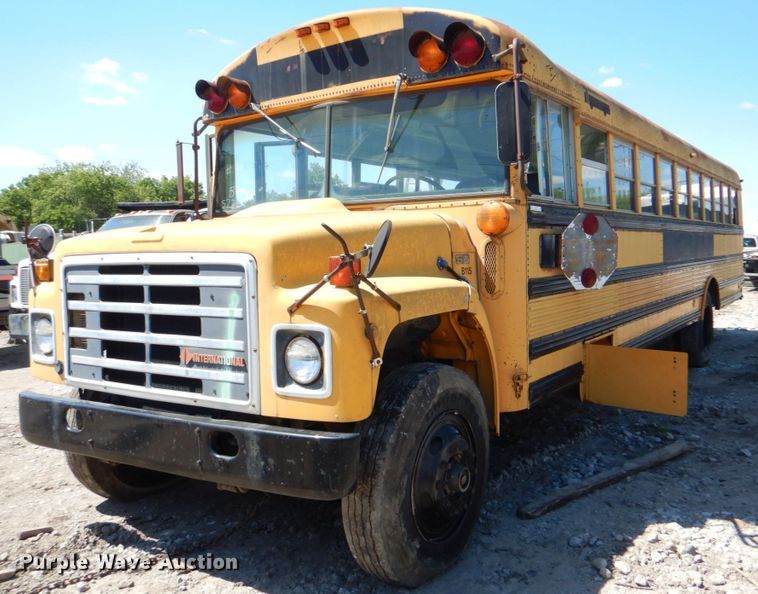 image for item IA9777 1986 Thomas Built  school bus