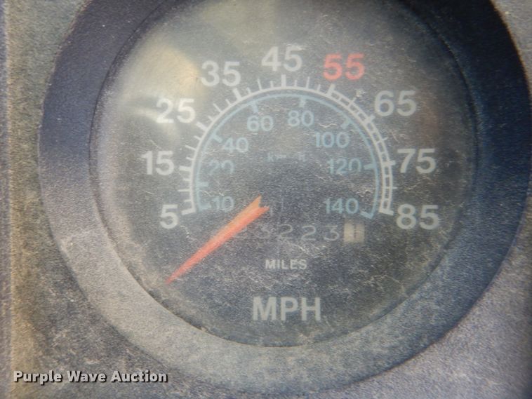 image for item IA9777 1986 Thomas Built  school bus