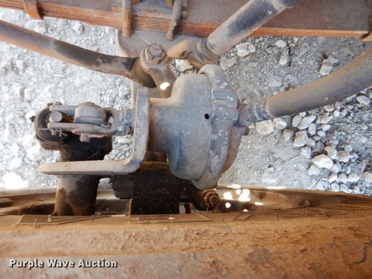 image for item IA9777 1986 Thomas Built  school bus