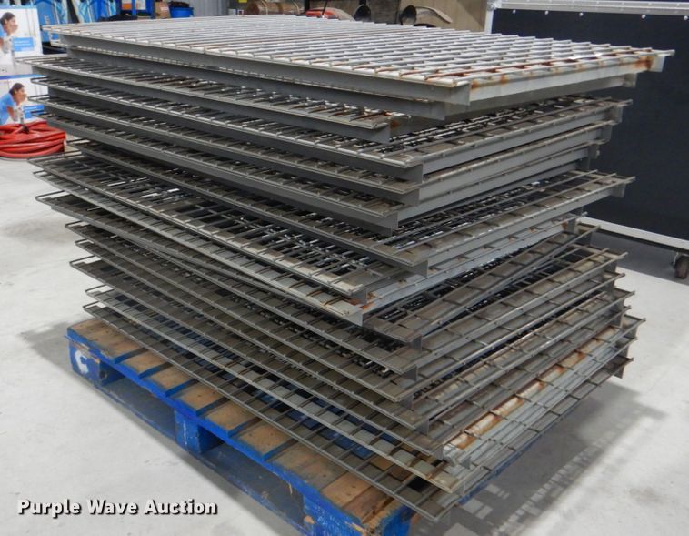 image for item IA9834 (18) pallet racking shelves