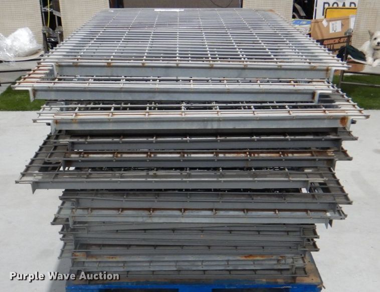 image for item IA9834 (18) pallet racking shelves