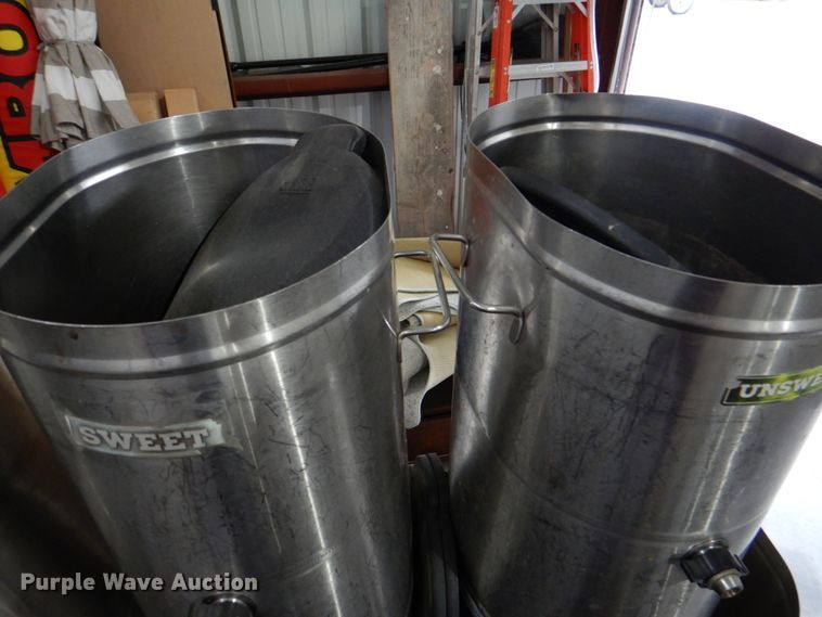 image for item IA9837 Restaurant equipment