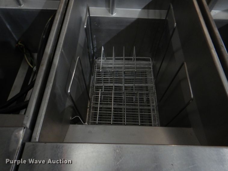 image for item IA9837 Restaurant equipment