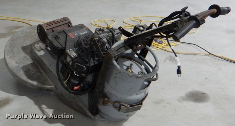 image for item IA9838 Floor scrubber