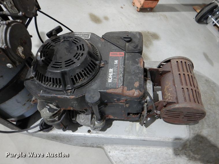 image for item IA9838 Floor scrubber