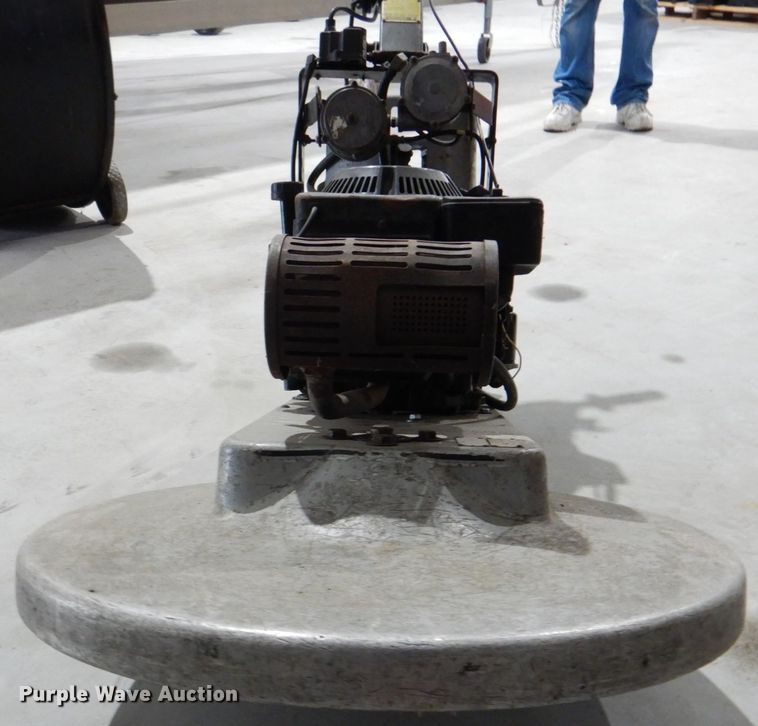 image for item IA9838 Floor scrubber