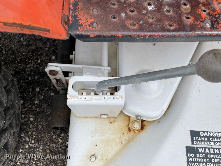 image for item IC9298 (2) 1973 Allis Chalmers 416 lawn mowers