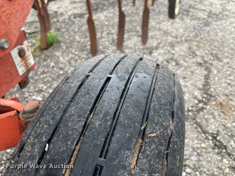 image for item IC9298 (2) 1973 Allis Chalmers 416 lawn mowers