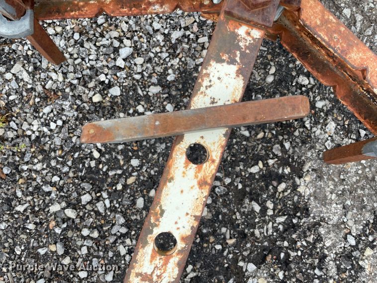 image for item IC9298 (2) 1973 Allis Chalmers 416 lawn mowers