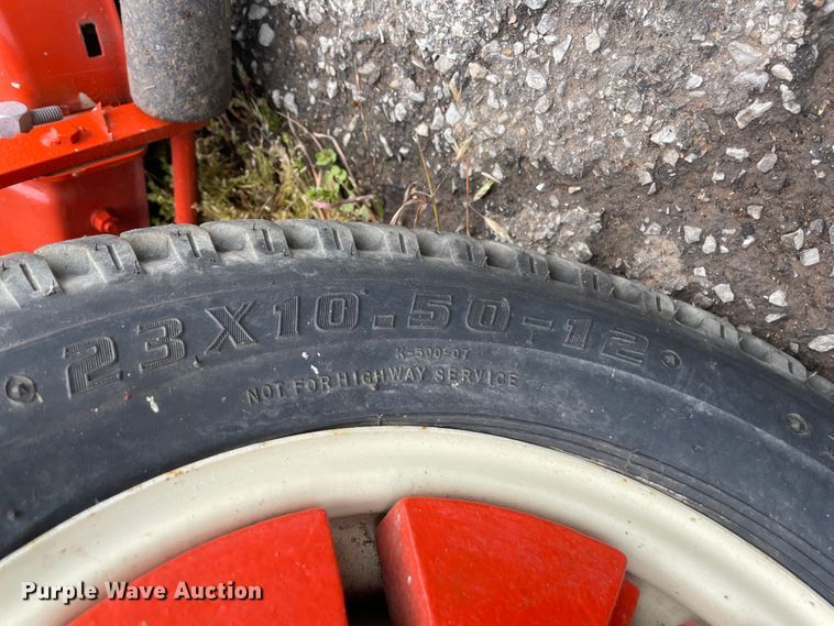 image for item IC9301 (2) Allis Chalmers 716H lawn mowers