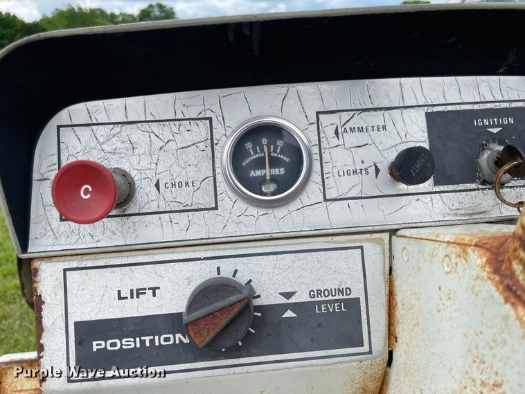 image for item IC9302 Bolens 1476  lawn mower