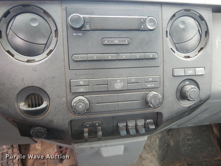 image for item ID9877 2012 Ford F550  truck cab and chassis