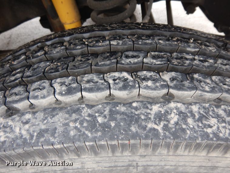 image for item ID9877 2012 Ford F550  truck cab and chassis