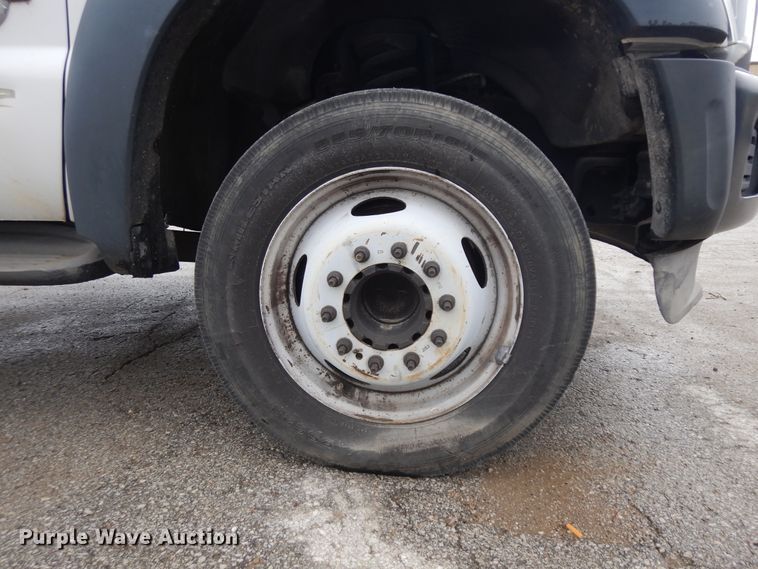 image for item ID9877 2012 Ford F550  truck cab and chassis