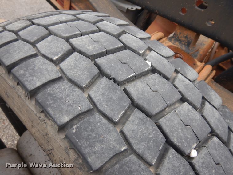 image for item ID9877 2012 Ford F550  truck cab and chassis