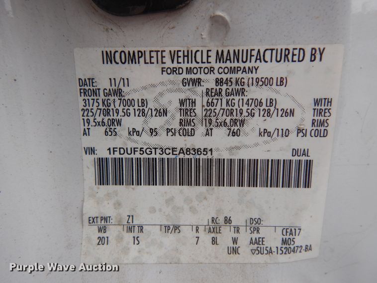 image for item ID9877 2012 Ford F550  truck cab and chassis