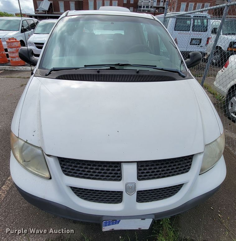 image for item IF9752 2002 Dodge Caravan  van