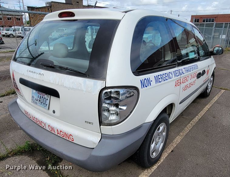 image for item IF9752 2002 Dodge Caravan  van