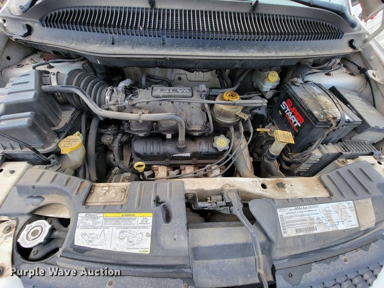 image for item IF9752 2002 Dodge Caravan  van