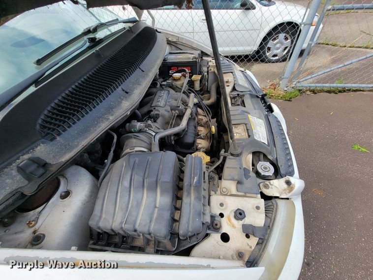 image for item IF9752 2002 Dodge Caravan  van