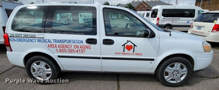 image for item IF9753 2008 Chevrolet Uplander  van