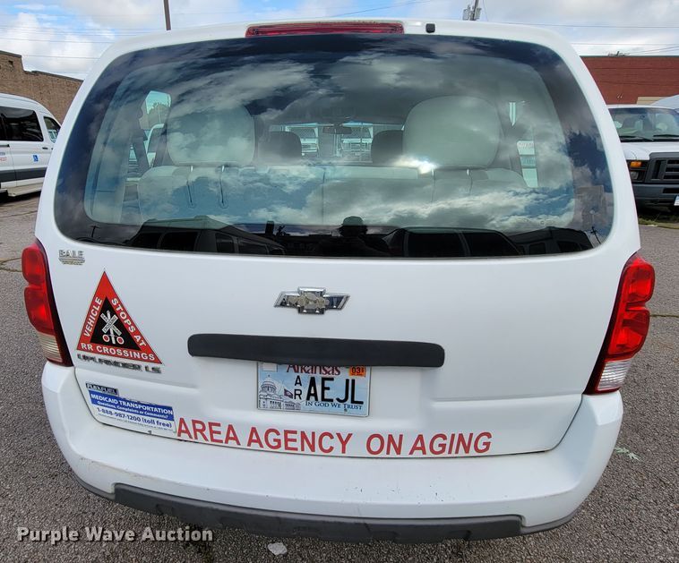 image for item IF9753 2008 Chevrolet Uplander  van