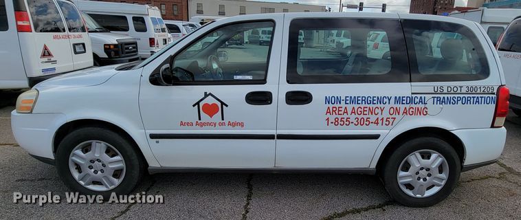image for item IF9753 2008 Chevrolet Uplander  van