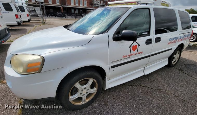 image for item IF9754 2006 Chevrolet Uplander  handicap accessible van