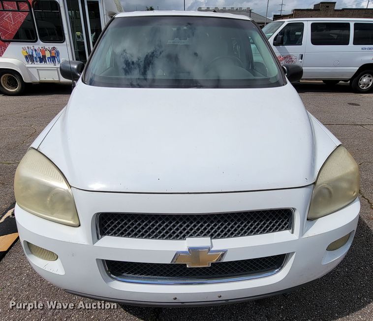 image for item IF9754 2006 Chevrolet Uplander  handicap accessible van