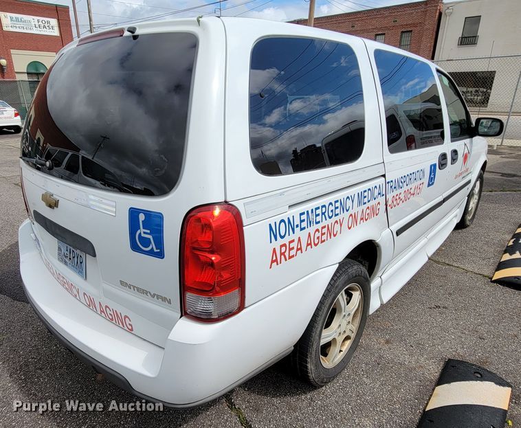 image for item IF9754 2006 Chevrolet Uplander  handicap accessible van