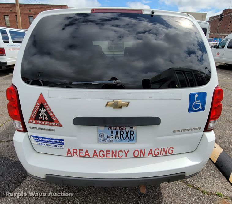 image for item IF9754 2006 Chevrolet Uplander  handicap accessible van