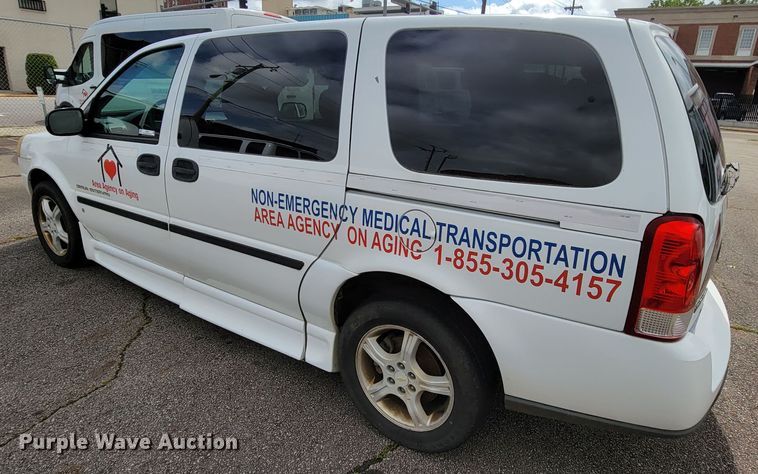 image for item IF9754 2006 Chevrolet Uplander  handicap accessible van