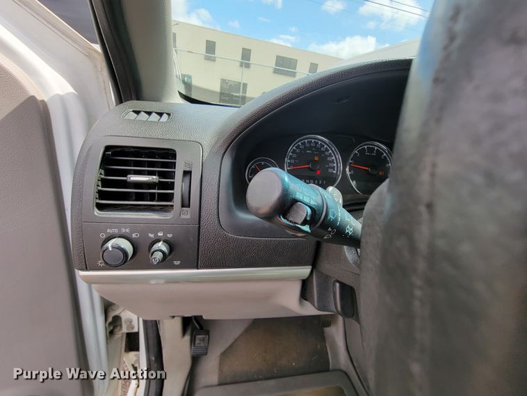 image for item IF9754 2006 Chevrolet Uplander  handicap accessible van