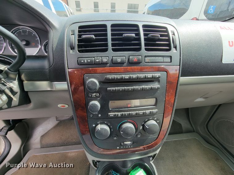 image for item IF9754 2006 Chevrolet Uplander  handicap accessible van