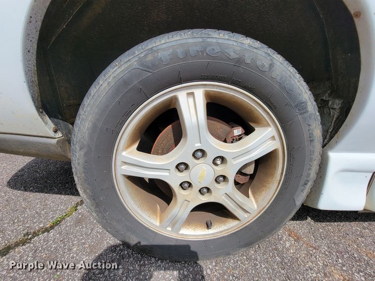 image for item IF9754 2006 Chevrolet Uplander  handicap accessible van