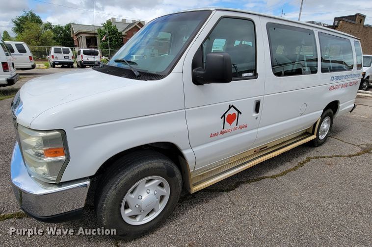 image for item IF9756 2008 Ford E350  van