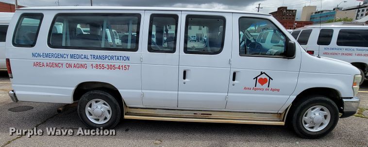 image for item IF9756 2008 Ford E350  van