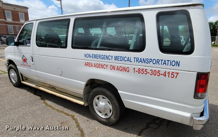 image for item IF9756 2008 Ford E350  van