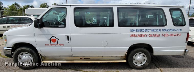 image for item IF9756 2008 Ford E350  van