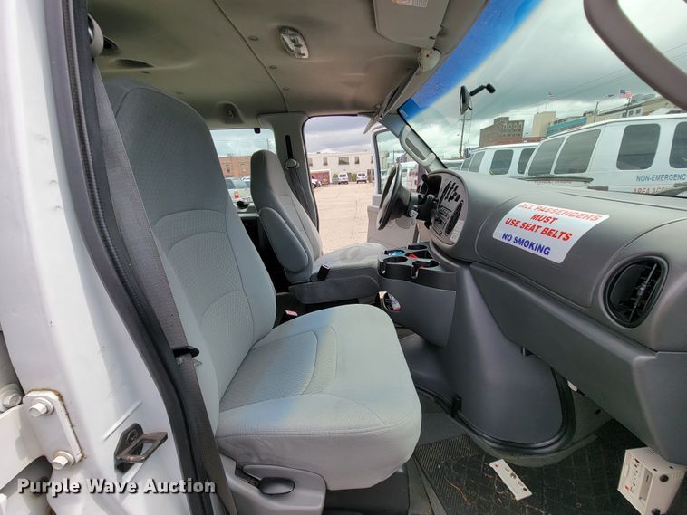 image for item IF9756 2008 Ford E350  van