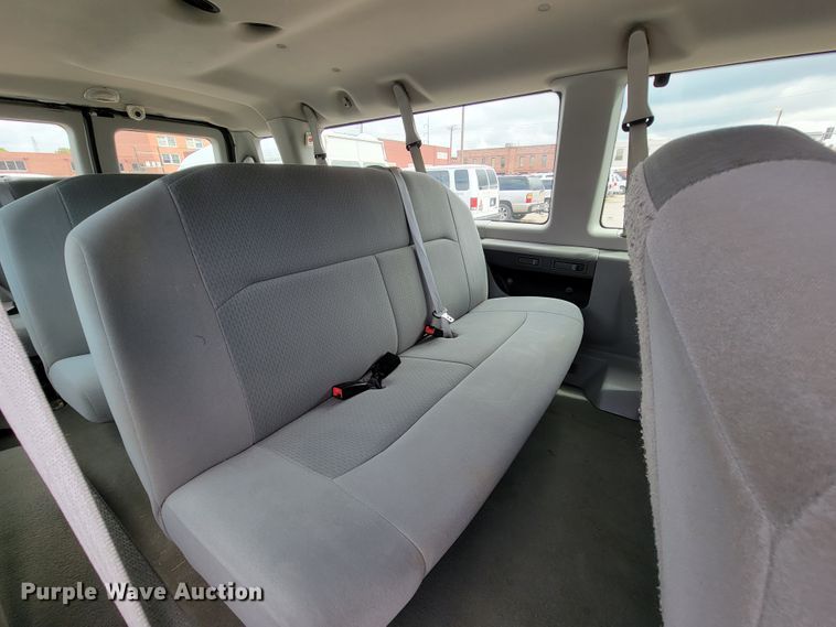 image for item IF9756 2008 Ford E350  van